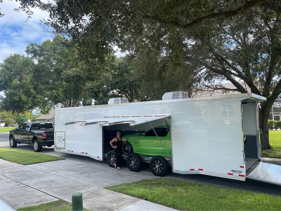 2023 Sundowner 34’ race car trailer, photo 3
