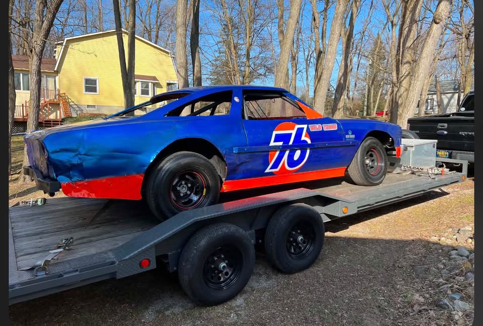 Pure stock, turn key, lots of extras, photo 2
