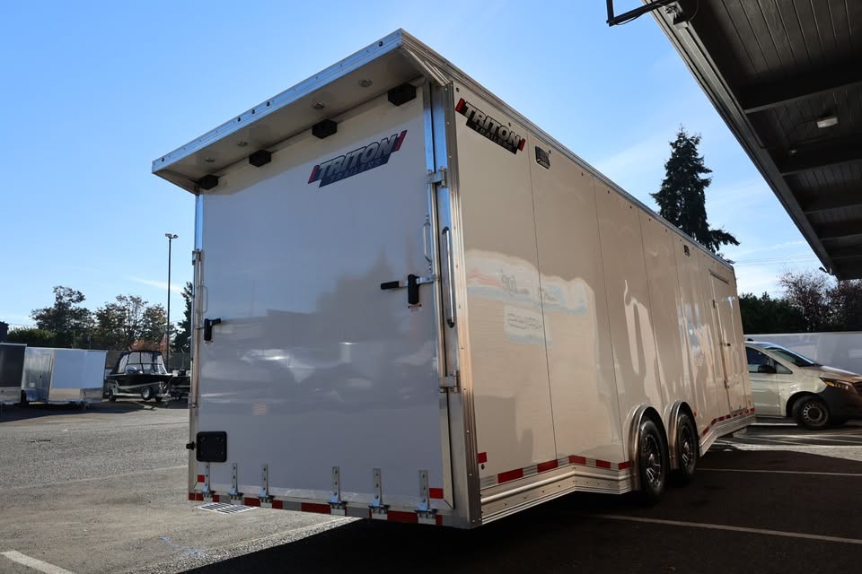 2027 Triton 8.5x28 NXTCH aluminum race car trailer, photo 4