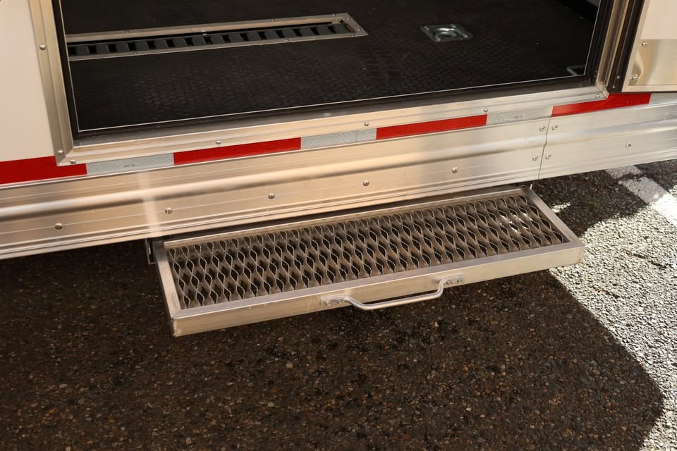 2027 Triton 8.5x28 NXTCH aluminum race car trailer, photo 17