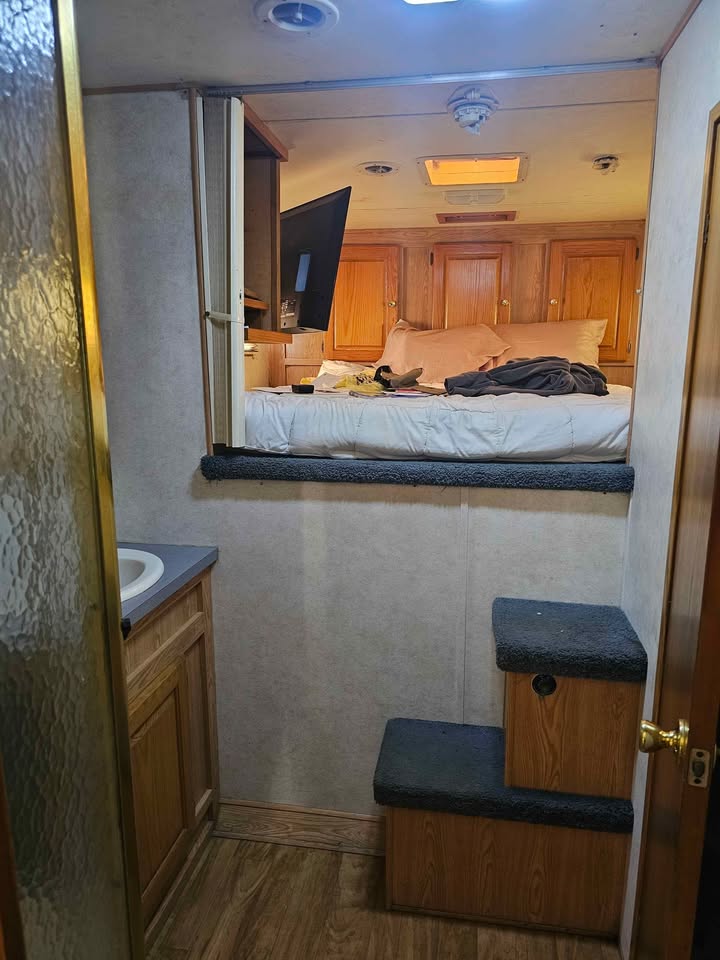 race trailer, photo 5