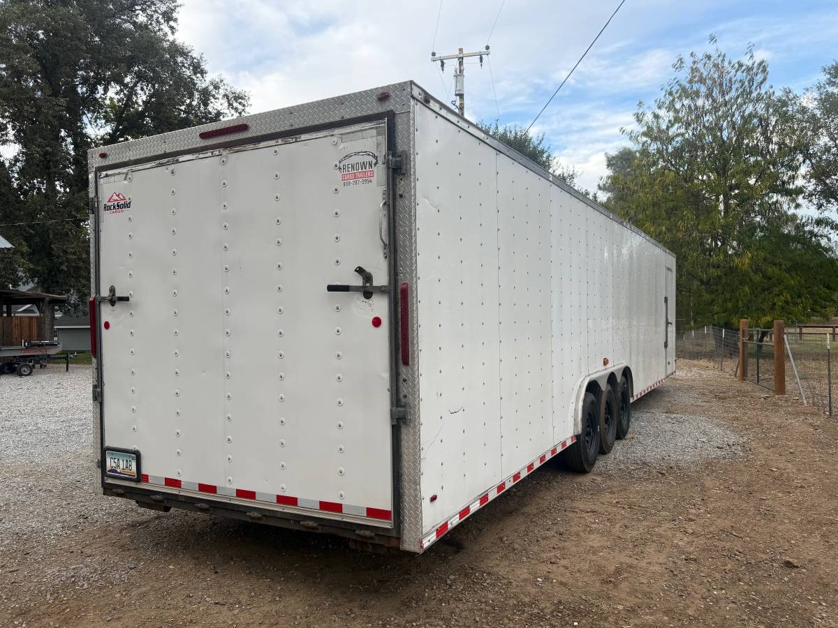 2023 car hauler 36’triple axel, photo 3