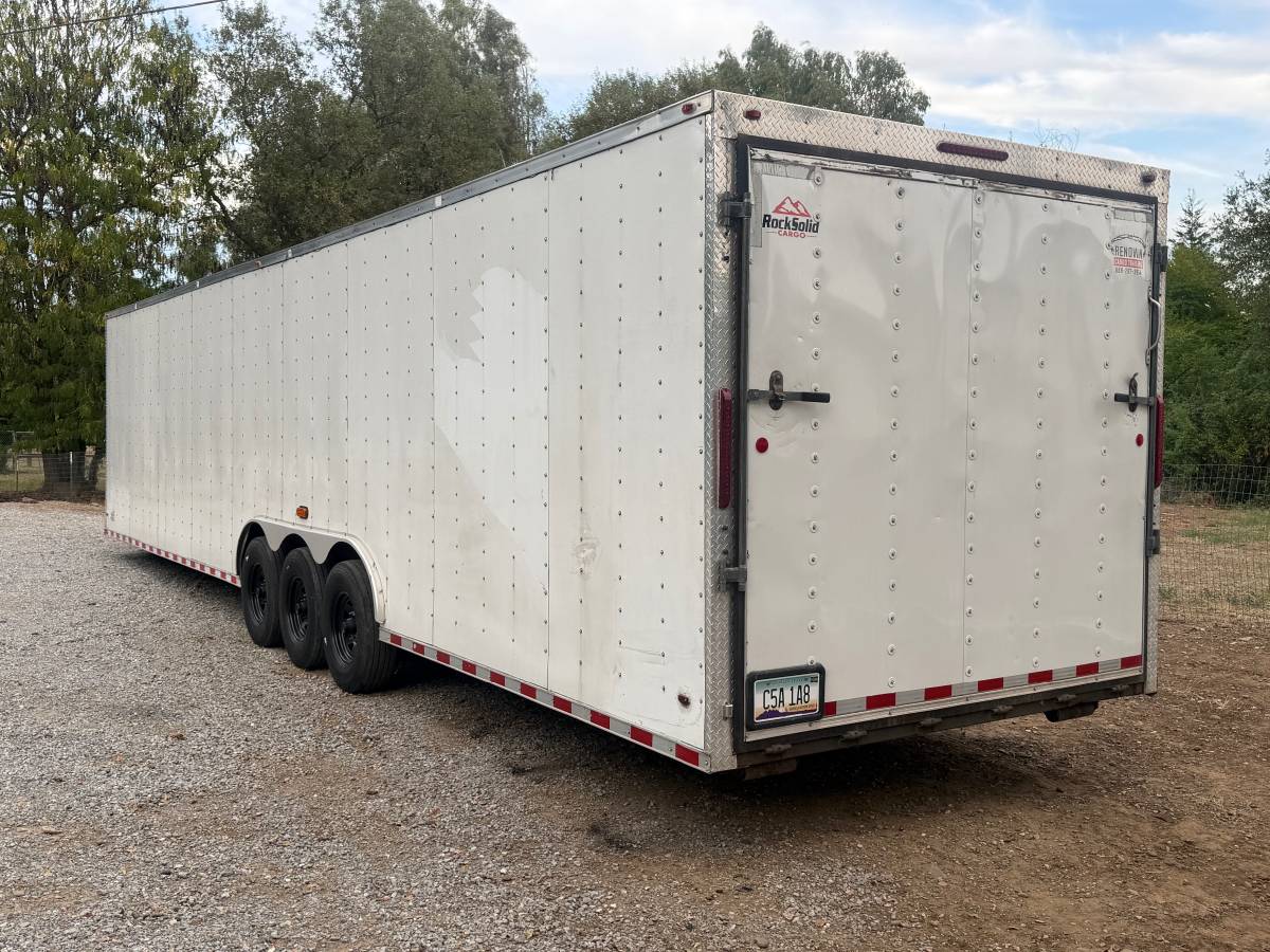 2023 car hauler 36’triple axel, photo 4
