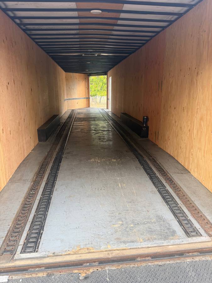 2023 car hauler 36’triple axel, photo 9