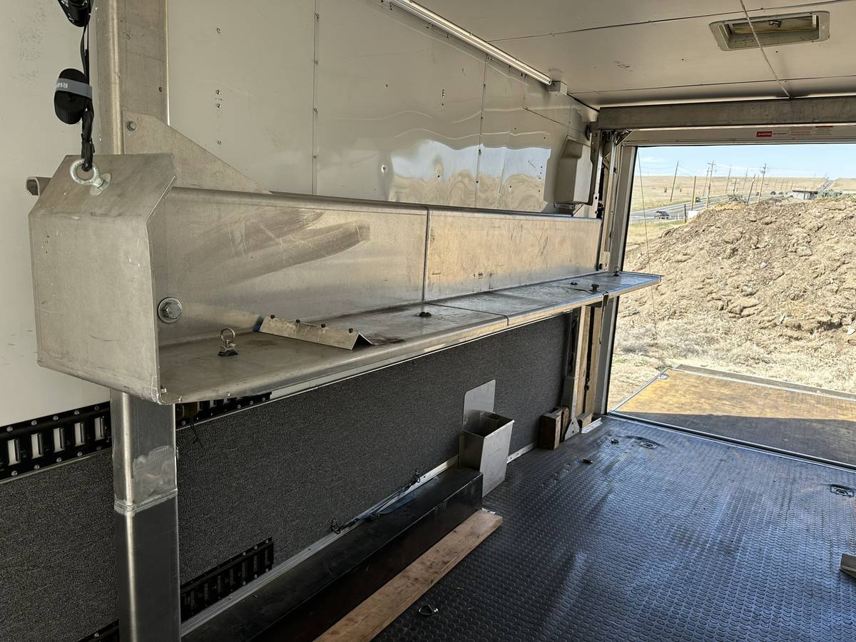 Pace Shadow GT 28' Race Trailer, photo 3
