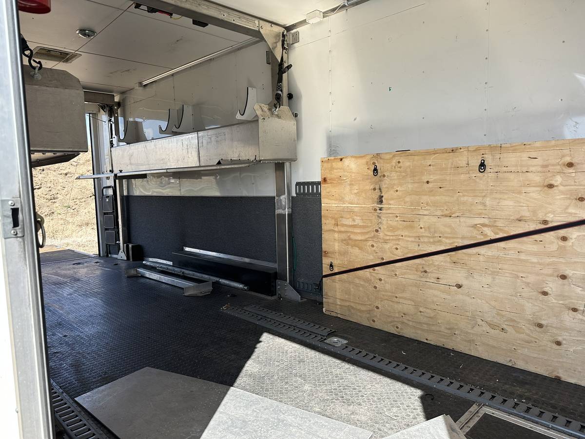 Pace Shadow GT 28' Race Trailer, photo 11