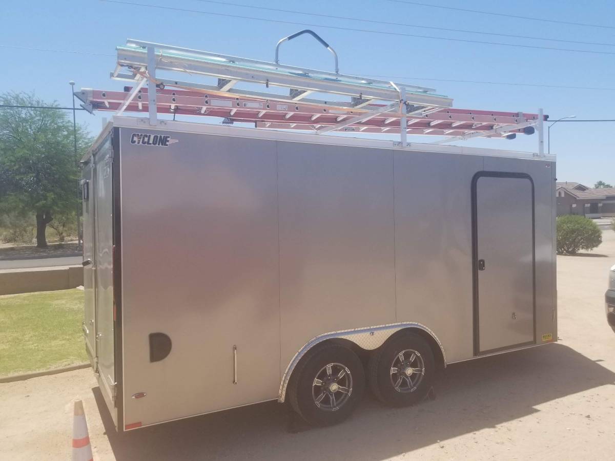 18 ft enclosed Legend cyclone, photo 7