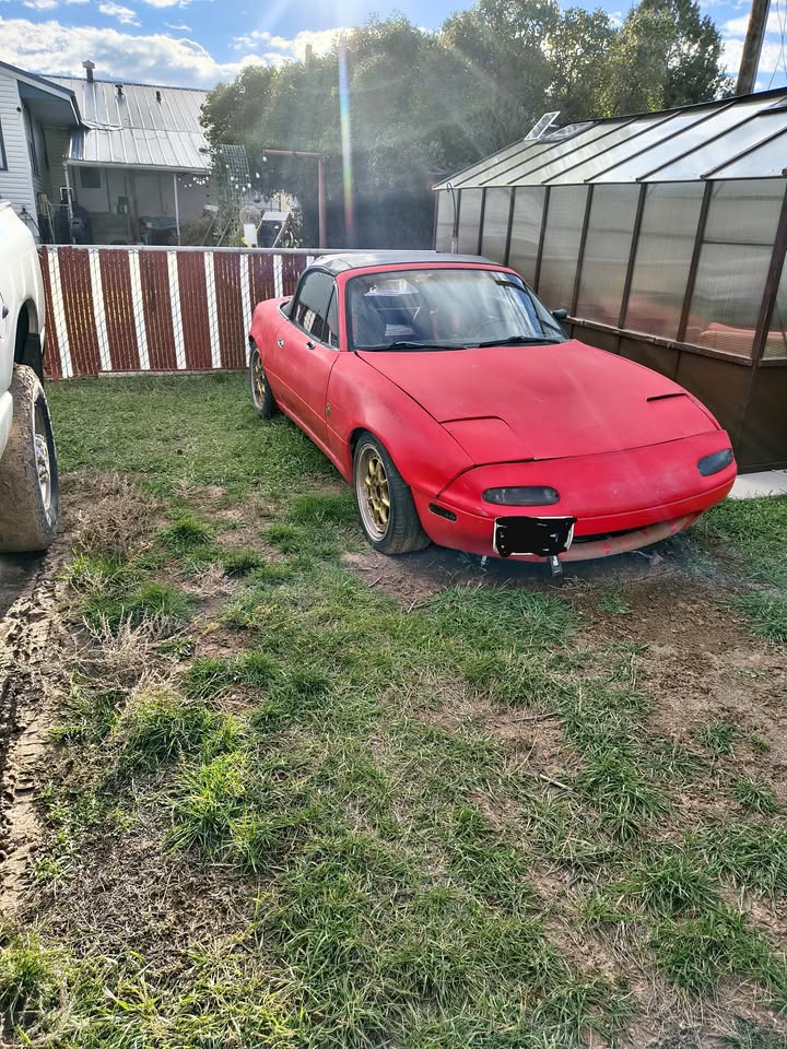 1996 Mazda Miata track project, Megasquirt, Hard Dog roll bar