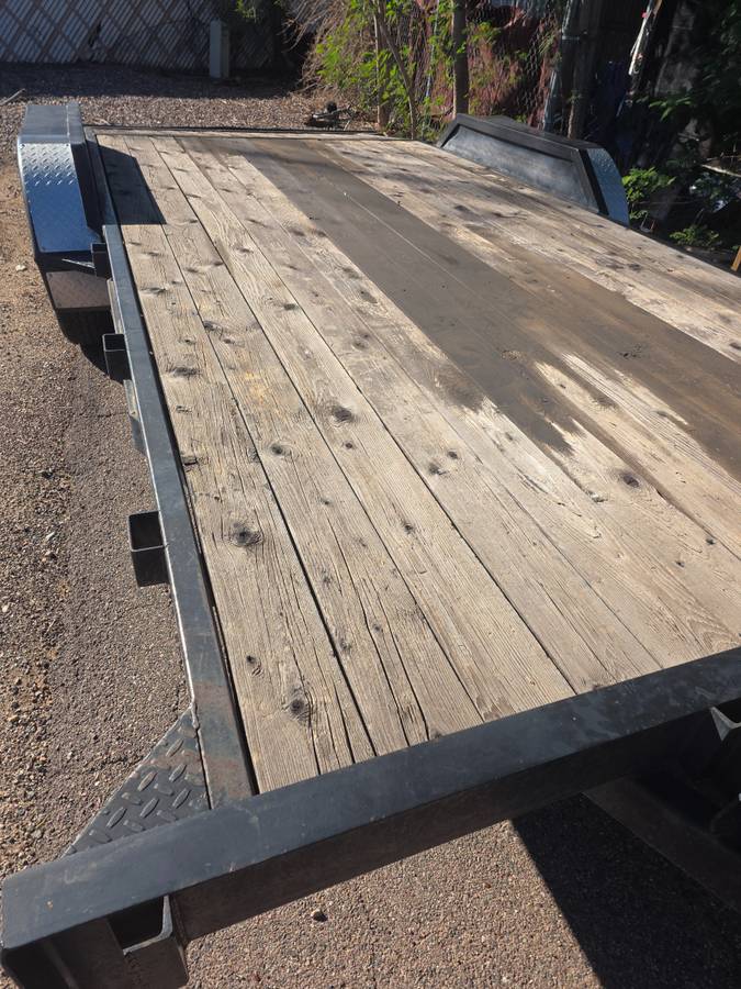 2017 20' playcraft dovetail car hauler, photo 2