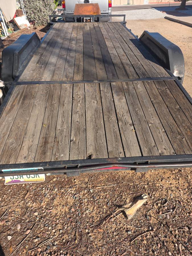 2017 20' playcraft dovetail car hauler, photo 4
