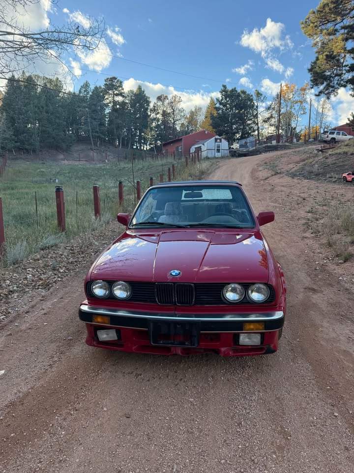 1987 BMW 325i convertible, 5-speed, runs and drives, photo 2