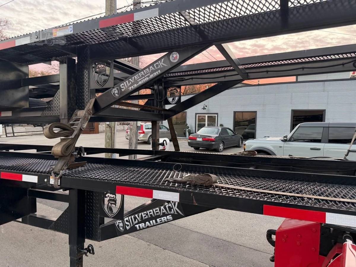 2023 Silverback 50 foot car trailer 5th Wheel w/12K Winch, photo 7