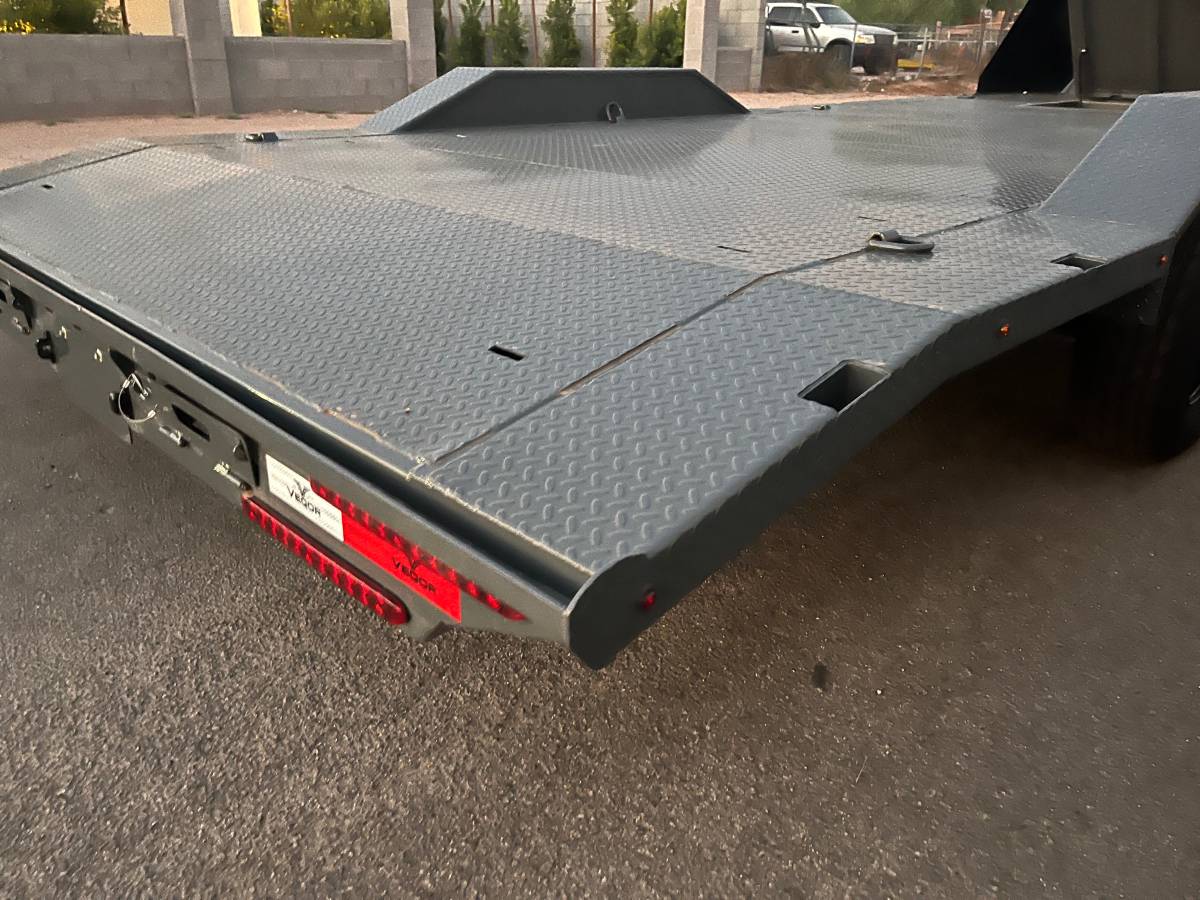 2026 car hauler trailer 102”x18’, photo 4
