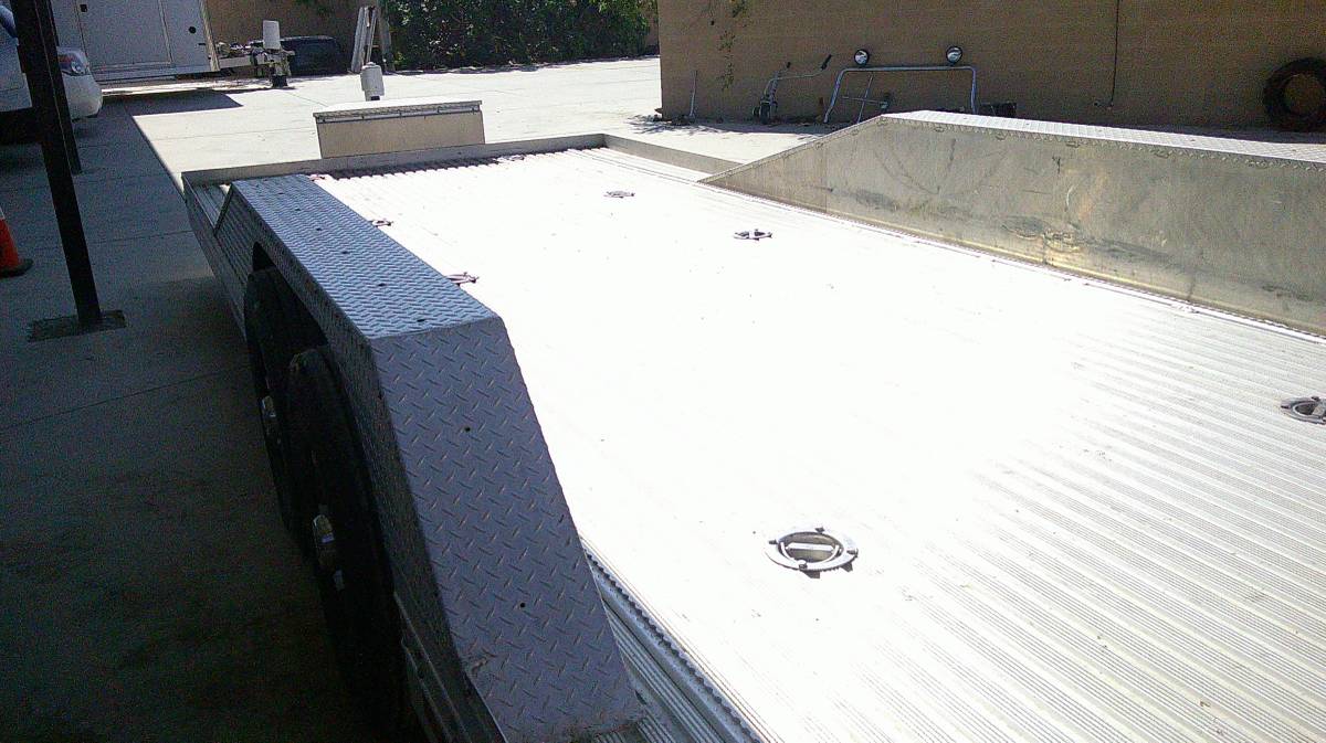 2011 Featherlite 24' Car Hauler 101" wide with New Tires (REDUCED), photo 7