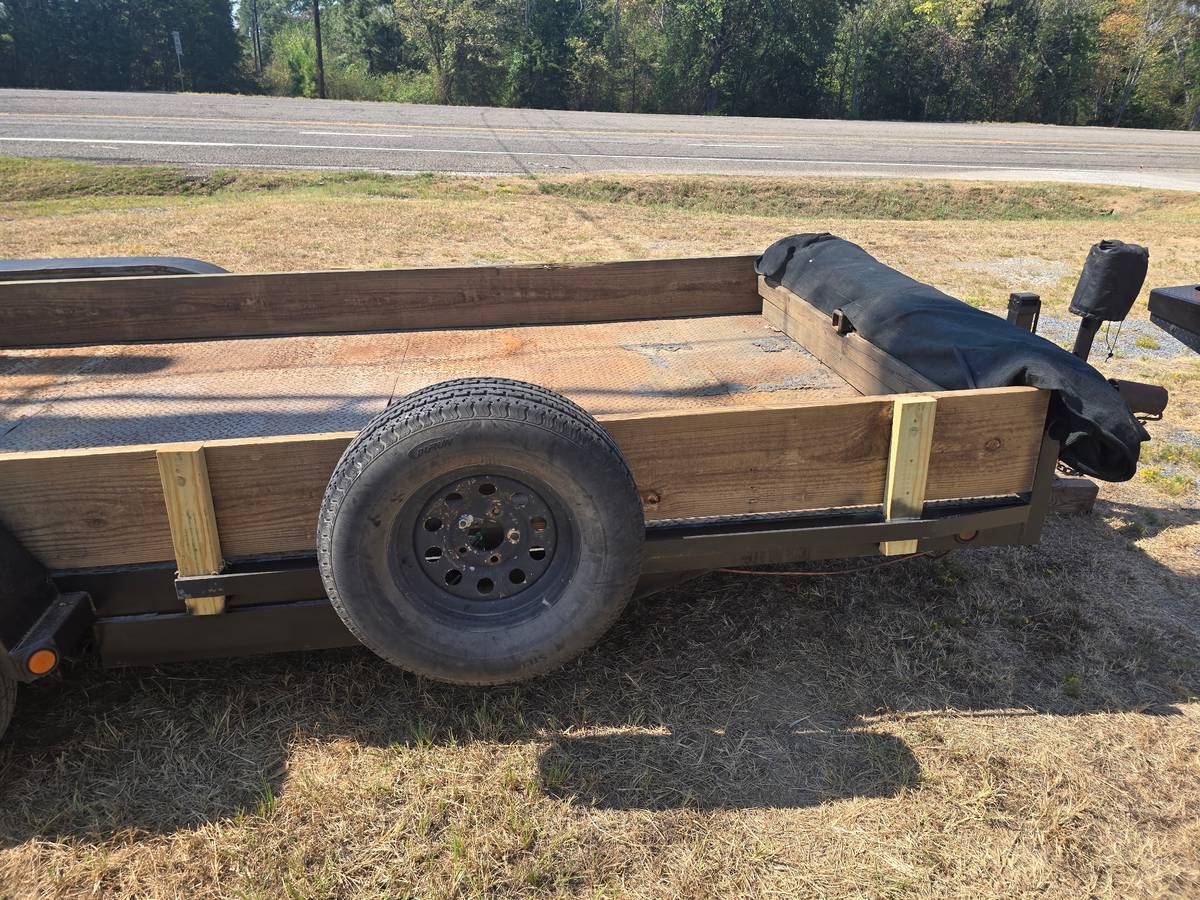 18 ft car hauler with 4 ft. Dove tail, photo 2