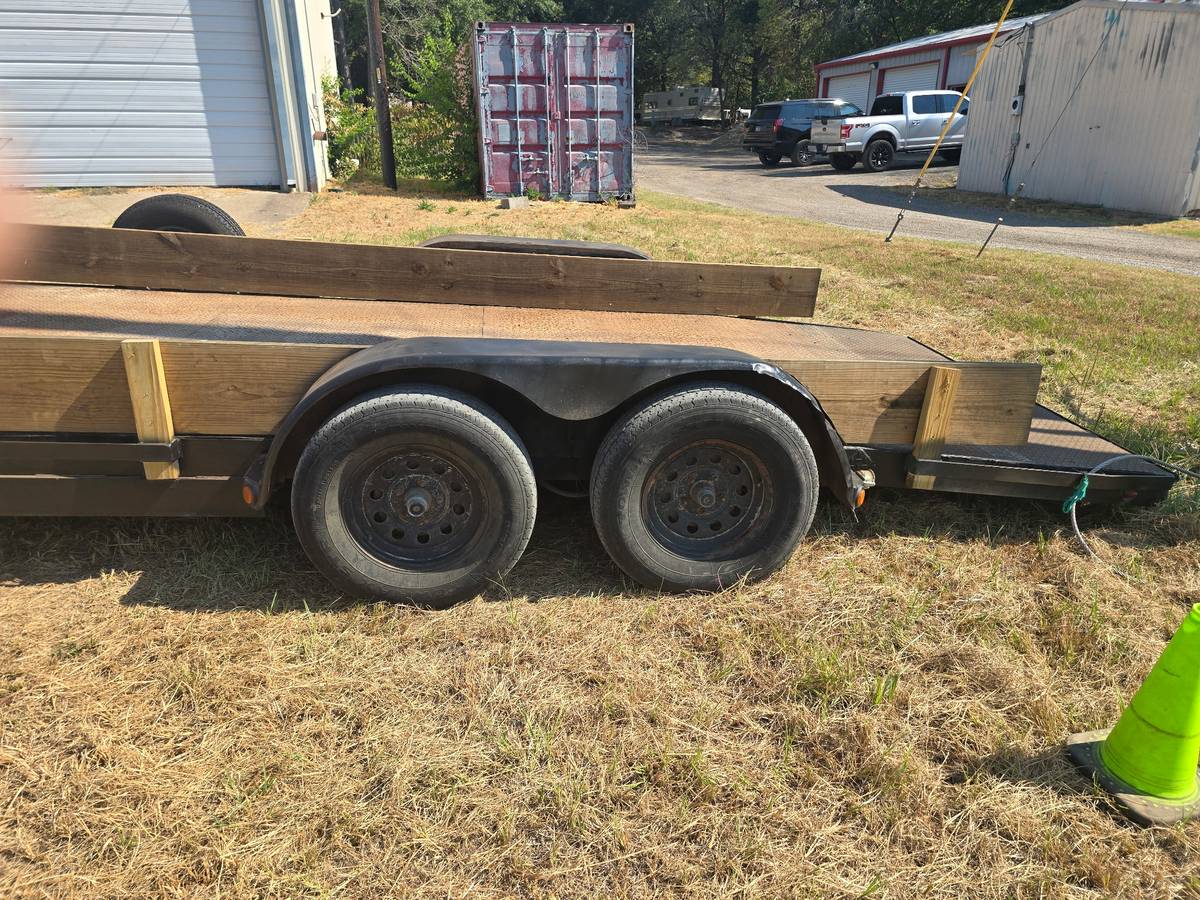 18 ft car hauler with 4 ft. Dove tail, photo 4