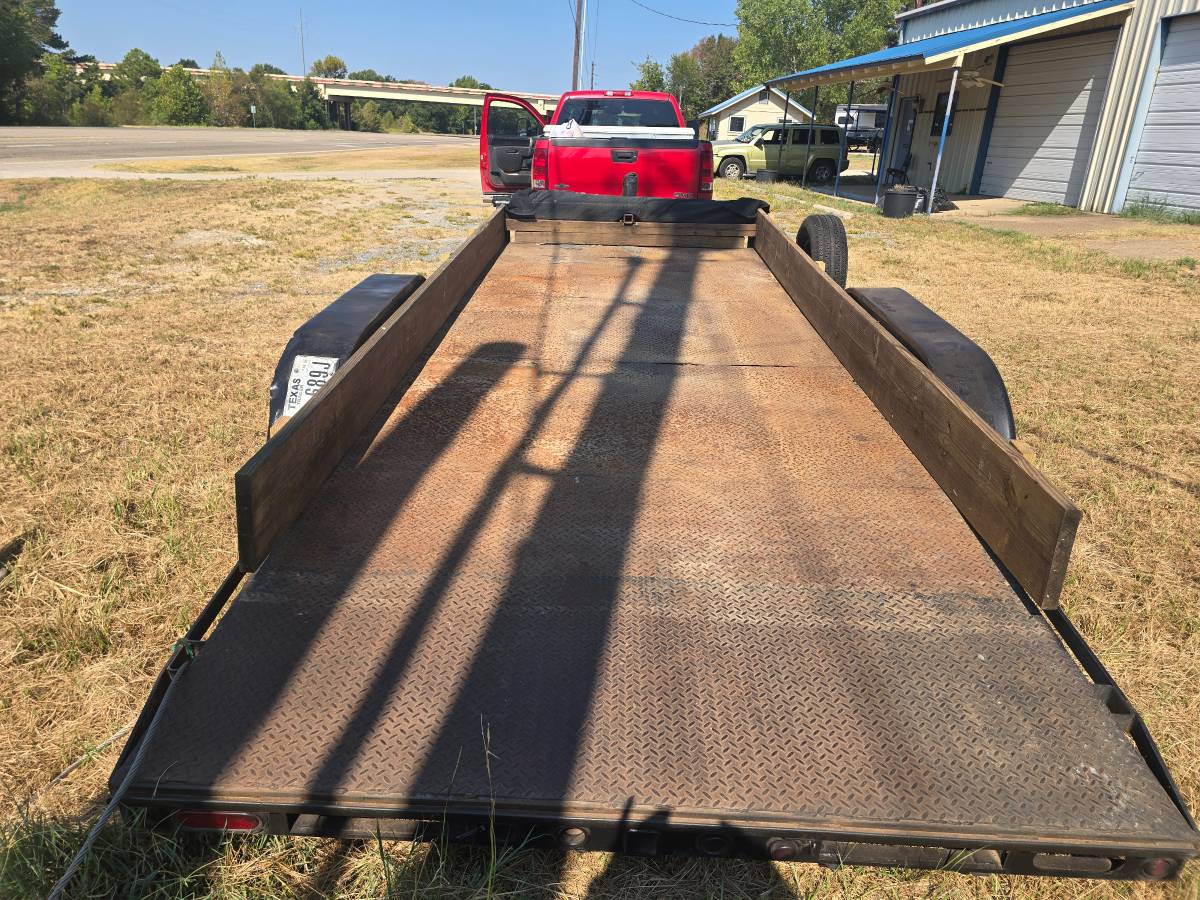 18 ft car hauler with 4 ft. Dove tail, photo 6