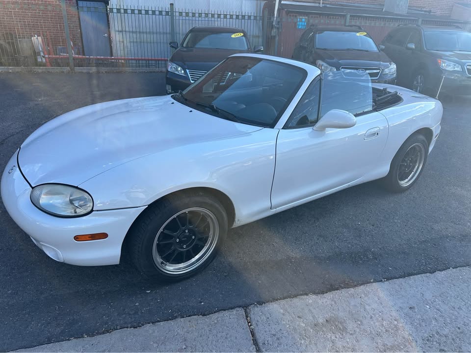 2000 Mazda Miata convertible, 5-speed, clean title, 168k miles, photo 13