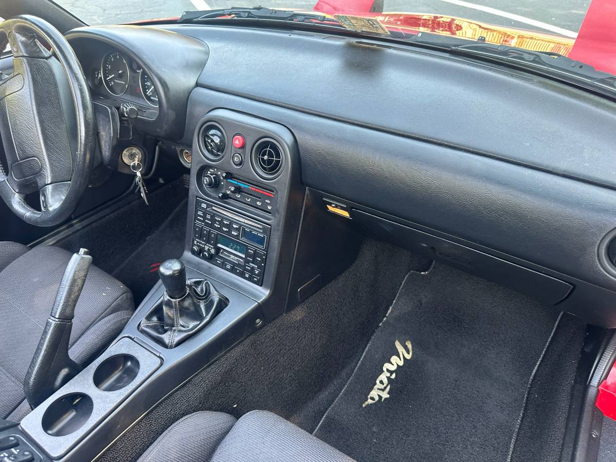 1990 Mazda Miata, 5-speed, 55k miles, photo 11