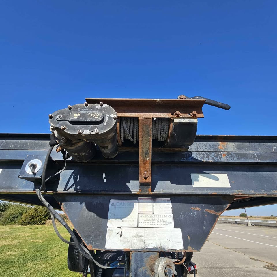 2017 Kaufman Take 4 stacker wedge car trailer, photo 9