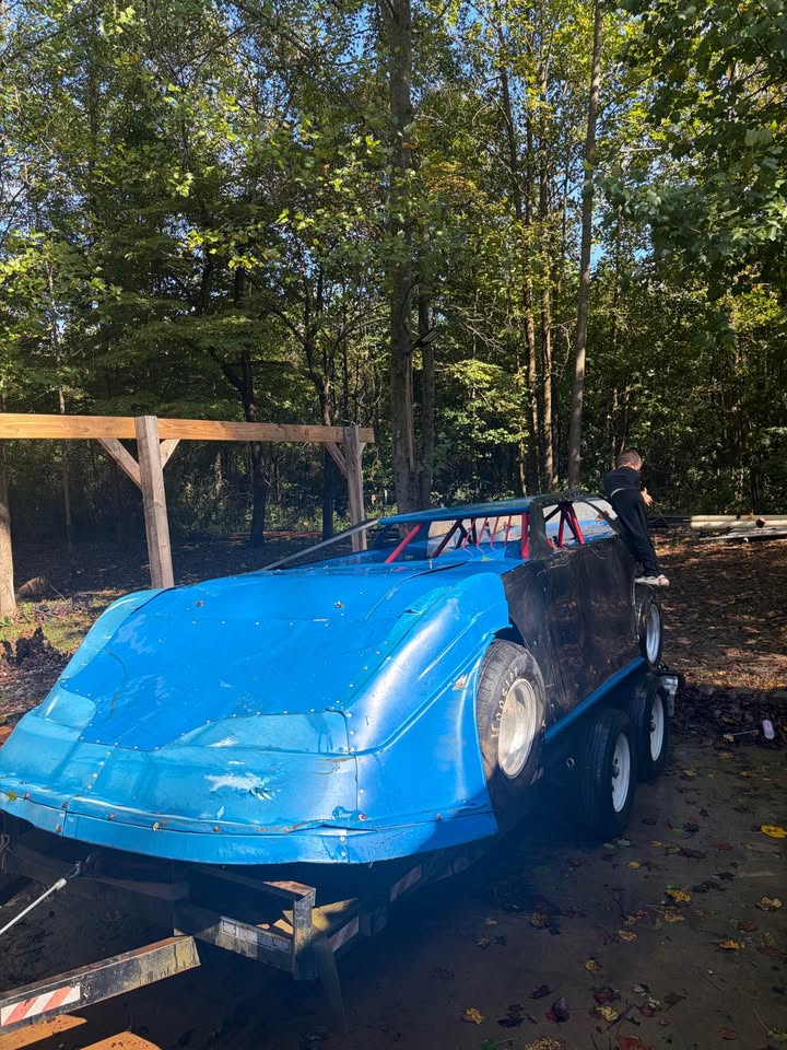 2005 Rocket chassis late model roller, photo 12