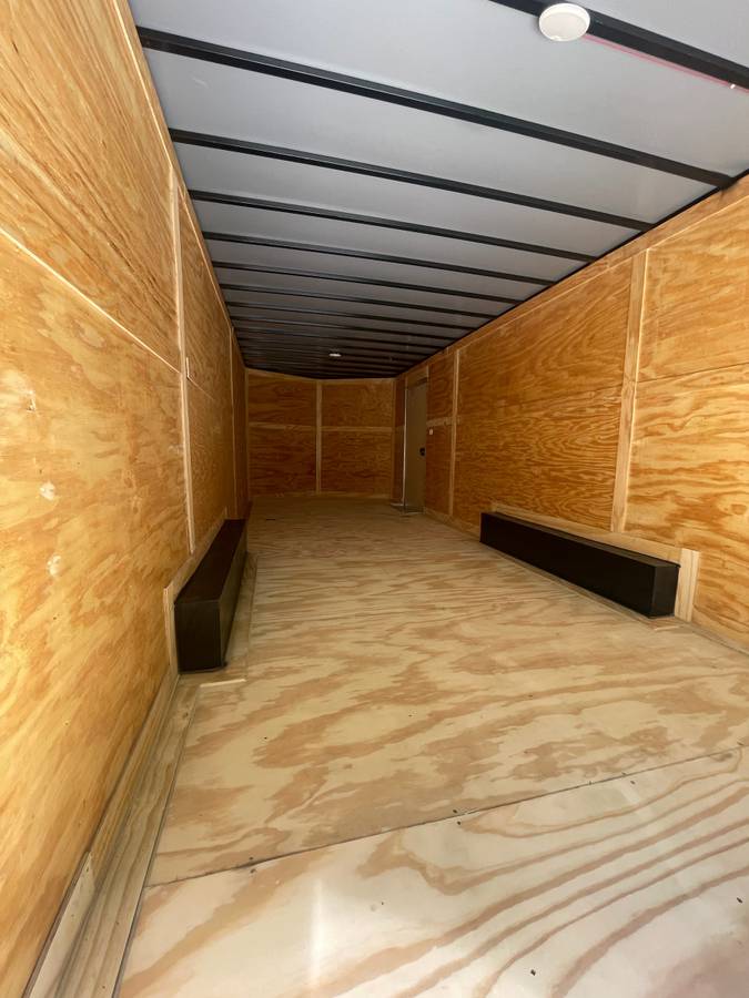 2027 Diamond Cargo Enclosed Trailer, photo 7
