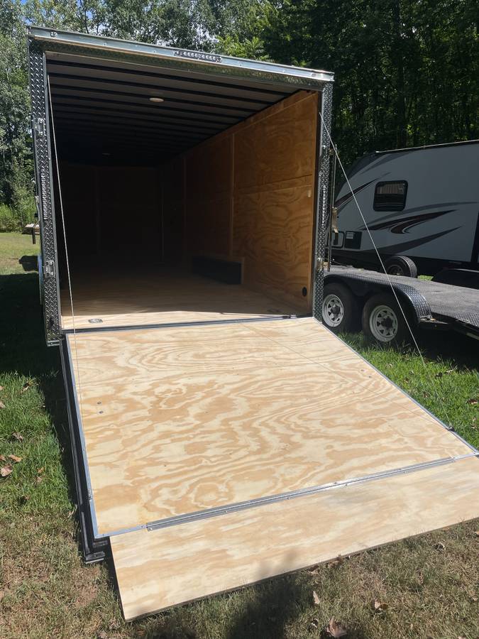 2027 Diamond Cargo Enclosed Trailer, photo 9