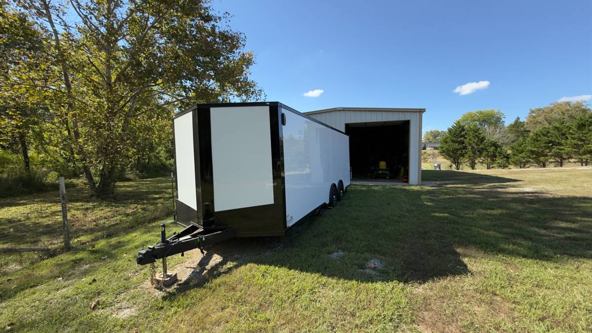 2025 Spartan 8.5x24ft 10k GVWR Enclosed Trailer, photo 2