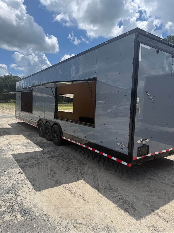 2027 Titanium Cargo 8.5x36 enclosed car hauler trailer, photo 6