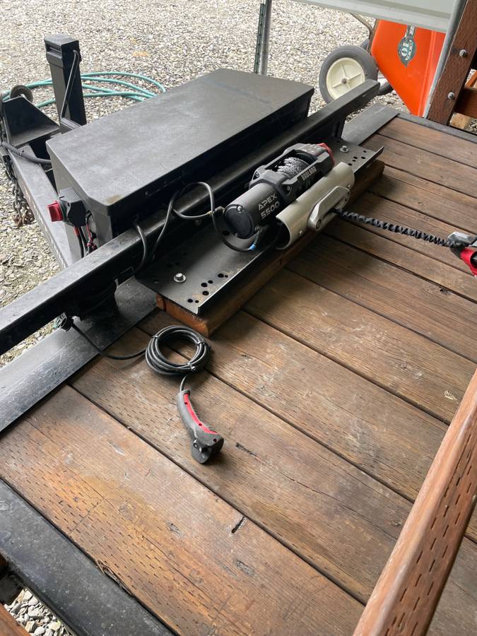 2018 TUFF 10,000lb tilt bed car trailer, photo 3