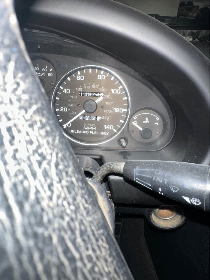 1990 Mazda Miata, manual, clean title, 149k miles, photo 7