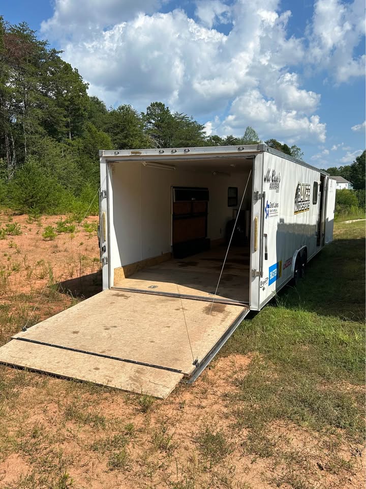 2016 28’ Stealth Viper Race Trailer, photo 5