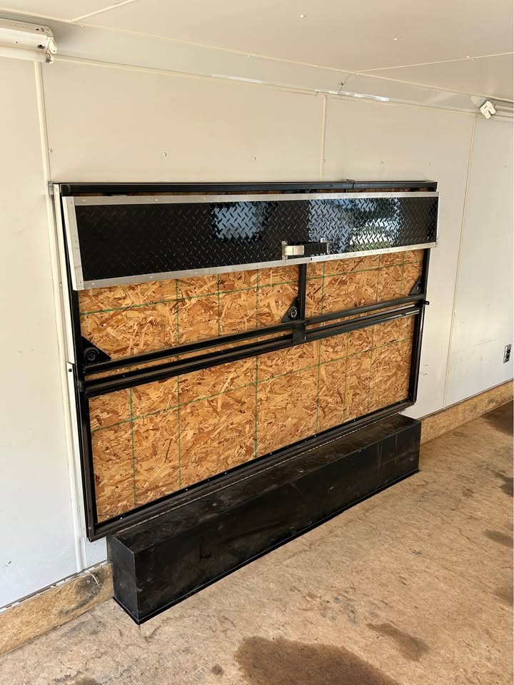 2016 28’ Stealth Viper Race Trailer, photo 7