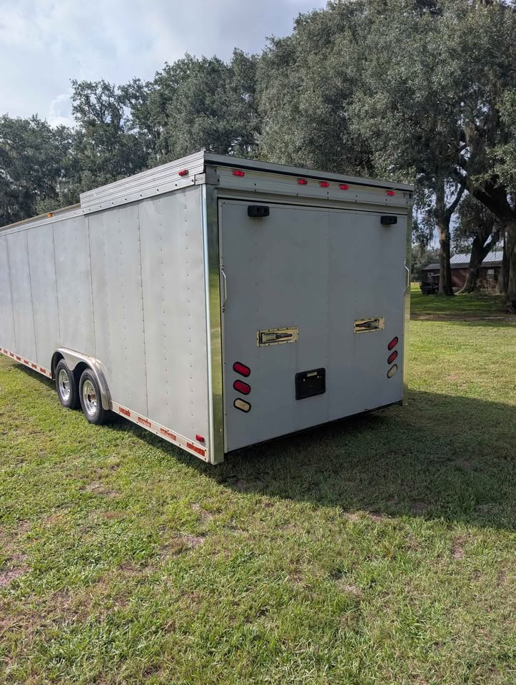 2000 Haulmark Edge 24' Race Trailer, photo 3