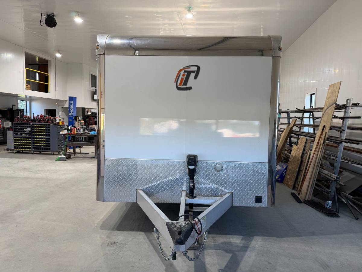 2024 inTech iCon series 8.5'X28' Tag Race/Car Trailer, photo 4