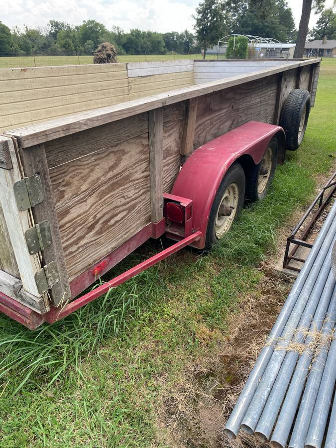 18’x82” red flat bed car hauler, photo 4