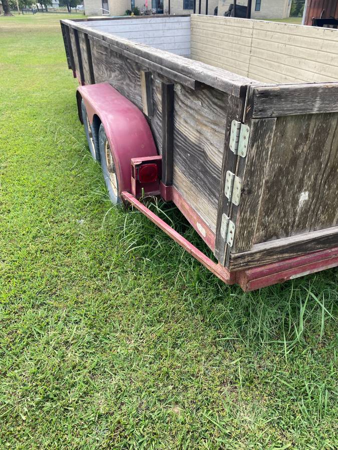 18’x82” red flat bed car hauler, photo 5