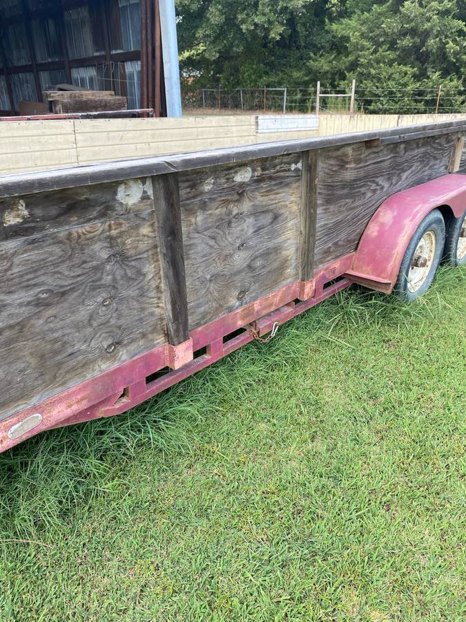 18’x82” red flat bed car hauler, photo 7