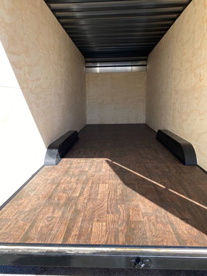 2022 NLNTI 8.5x28x10 Heavy Duty Enclosed Trailer with Barn Doors, photo 6