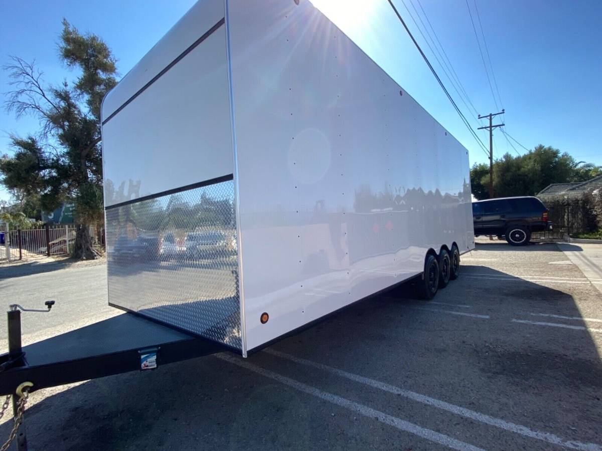 2022 NLNTI 8.5x28x10 Heavy Duty Enclosed Trailer with Barn Doors, photo 7