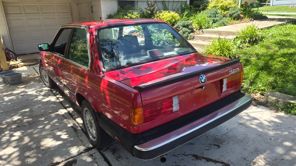 1987 BMW 325, runs and drives, needs ball joints and tires, photo 7