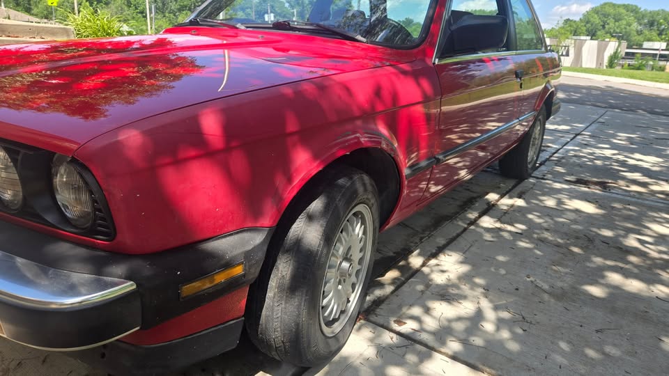 1987 BMW 325, runs and drives, needs ball joints and tires, photo 9