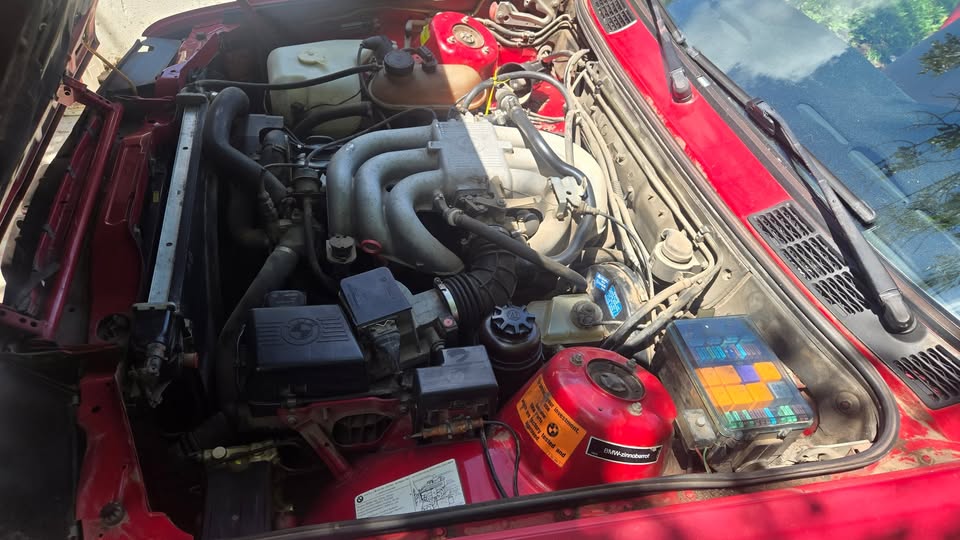 1987 BMW 325, runs and drives, needs ball joints and tires, photo 15