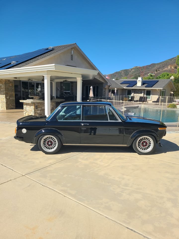 1975 BMW 2002 restomod with S14 (E30 M3) engine, 5-speed, photo 4