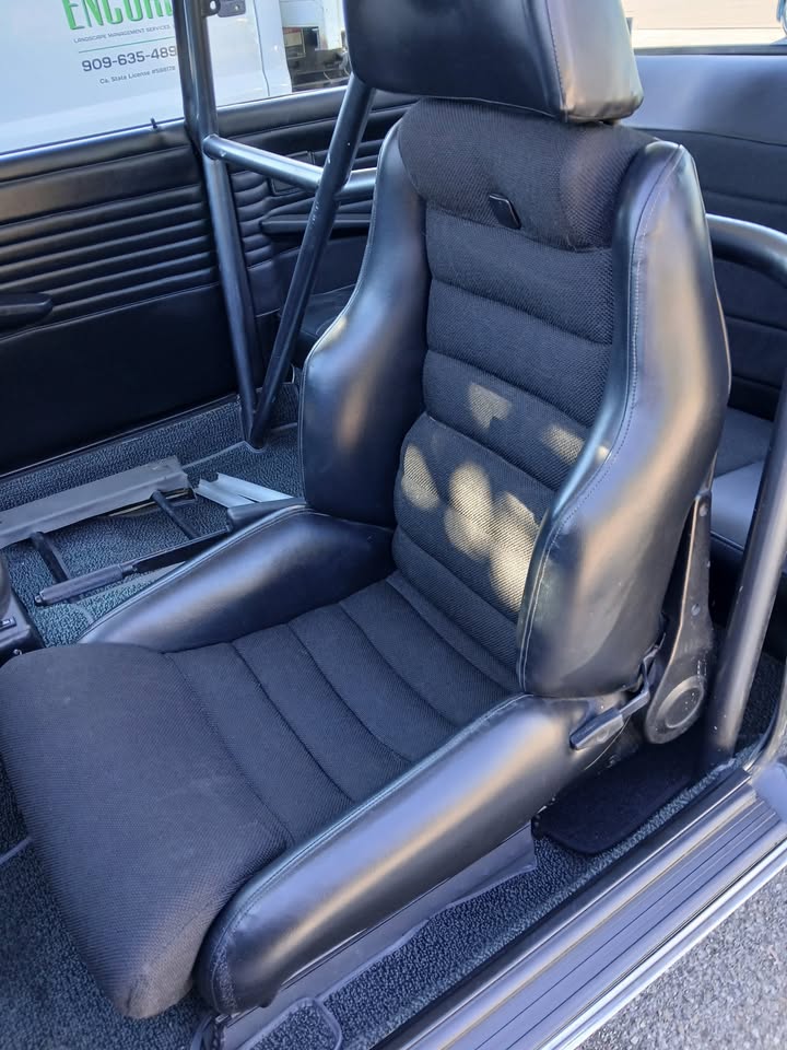 1975 BMW 2002 restomod with S14 (E30 M3) engine, 5-speed, photo 20