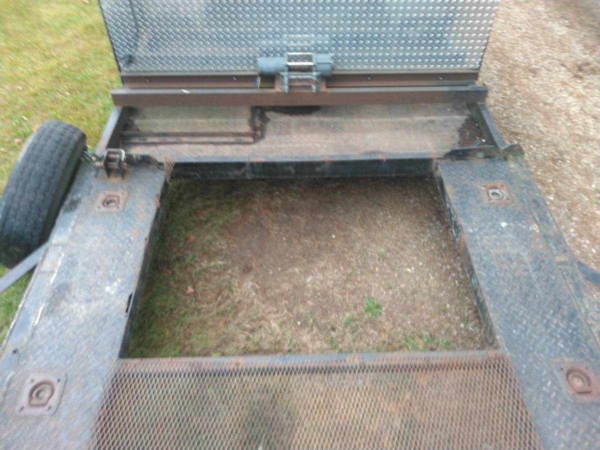 Race car trailer, photo 9