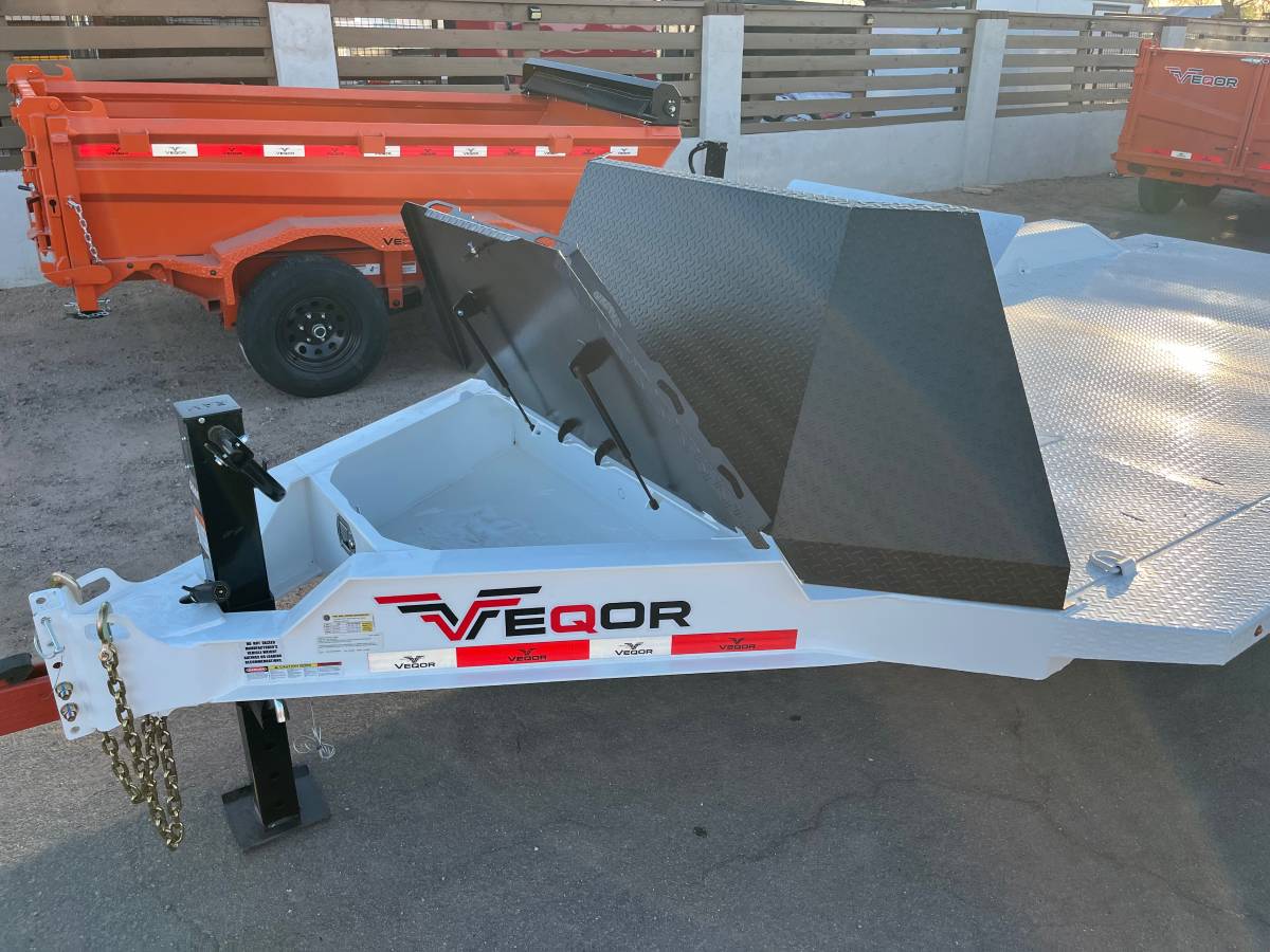 2016 car hauler drive over fenders 102”x18’, photo 2