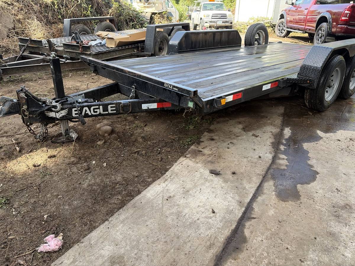2020 Eagle 7x16 10K Tilt Bed Equipment / Car Hauler Trailer, photo 2
