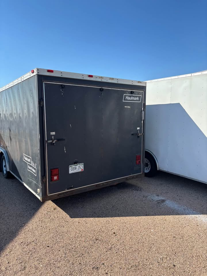 Hallmark 28 ft Enclosed Car Trailer, photo 2