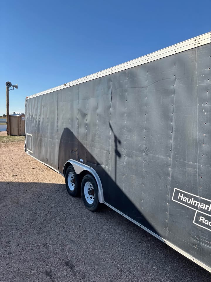 Hallmark 28 ft Enclosed Car Trailer, photo 3